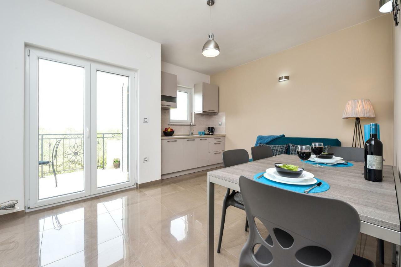 Apartments Feel Good Sukosan Exterior photo