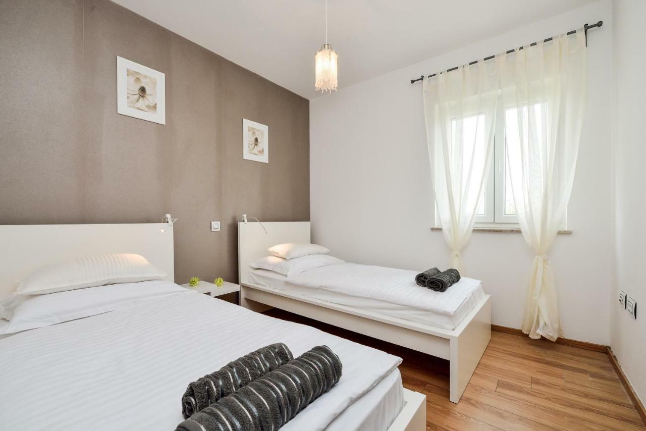 Apartments Feel Good Sukosan Exterior photo